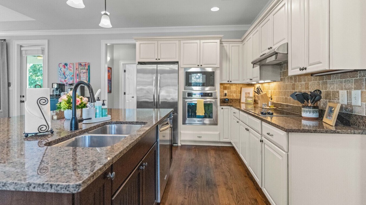 Photo of Kitchen in Reynolds Landing