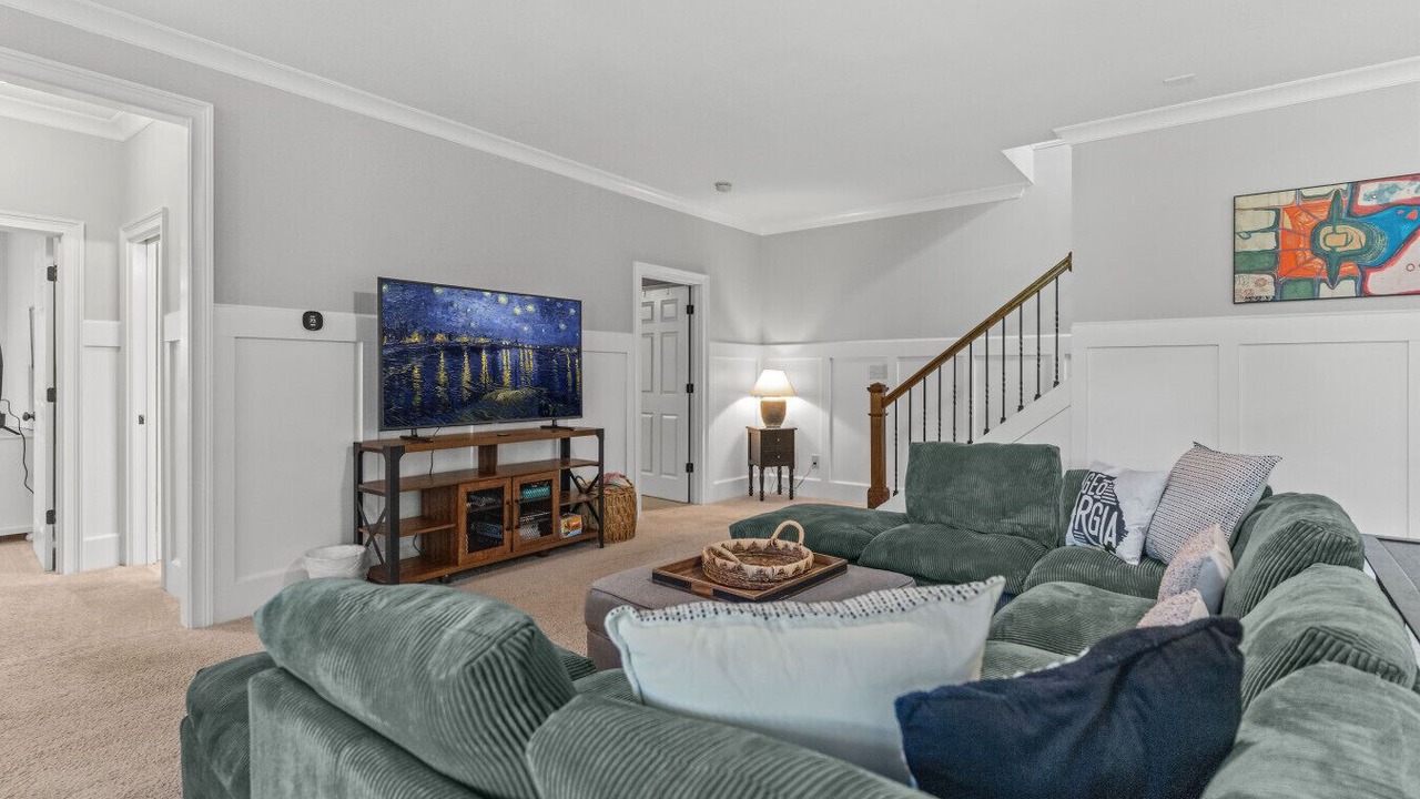 Photo of Livingroom in Reynolds Landing