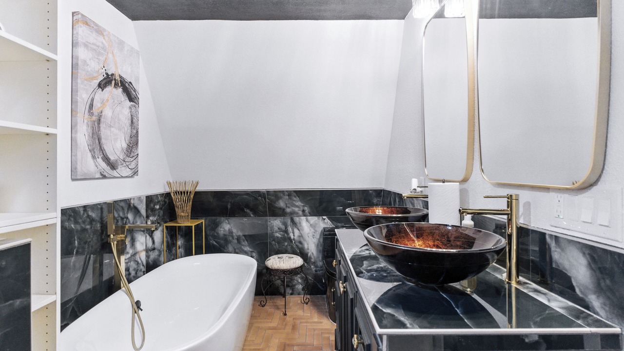Photo of Bathroom in Brushy Creek