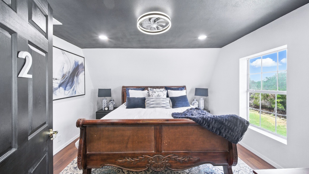 Photo of Bedroom in Brushy Creek