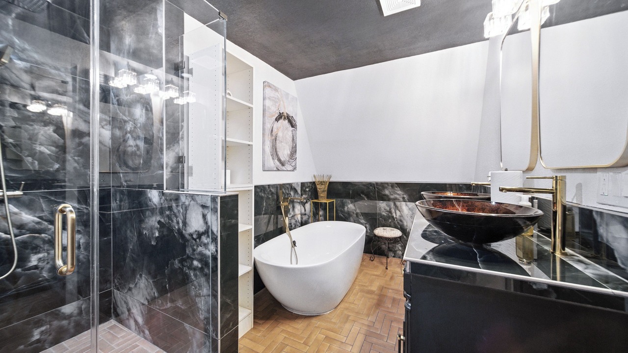 Photo of Bathroom in Brushy Creek