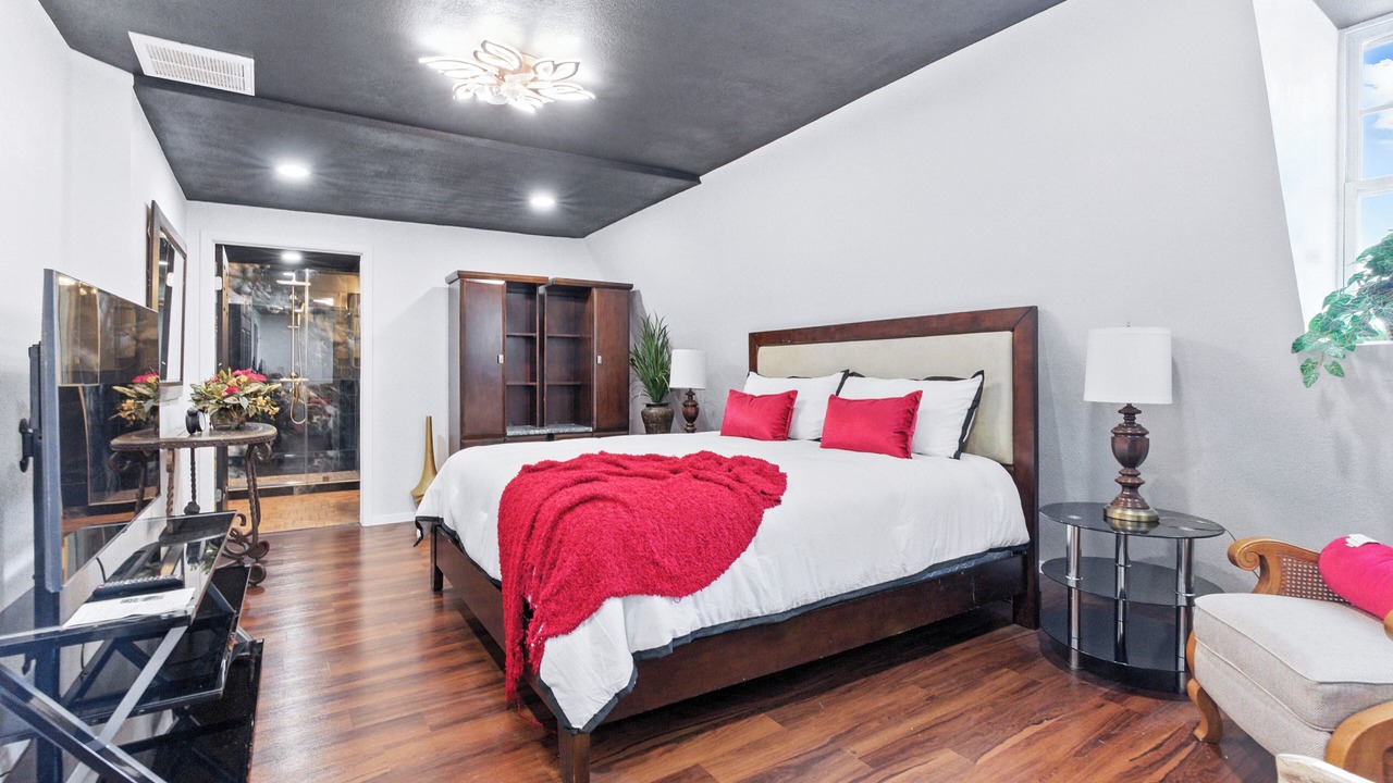 Photo of Bedroom in Brushy Creek