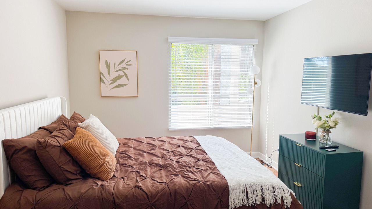 Photo of Bedroom in West Hollywood