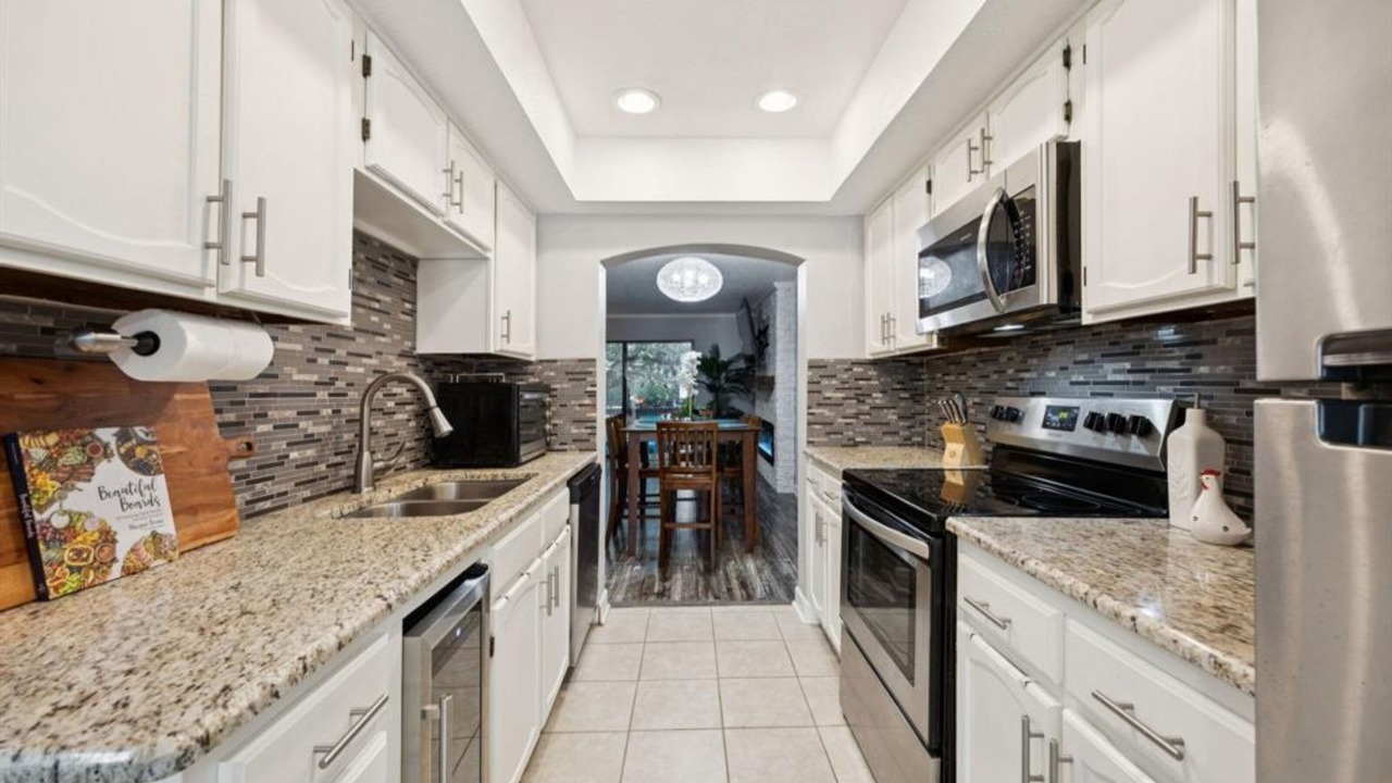 Photo of Kitchen in Las Colinas