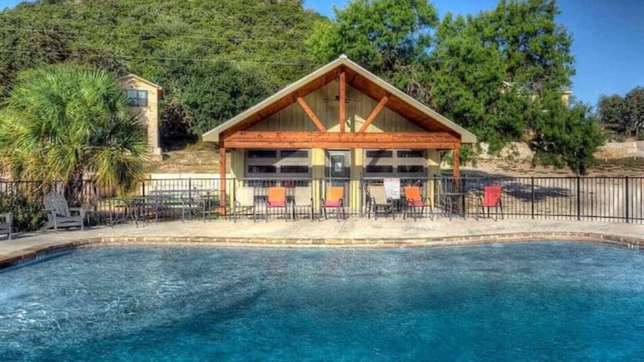 Photo of Outdoor in Concan