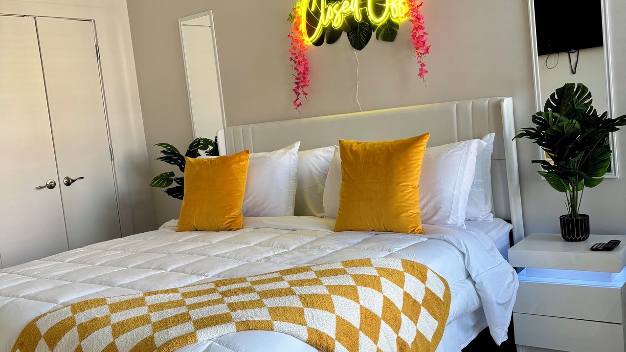 Photo of Bedroom in Atlantic Station Area