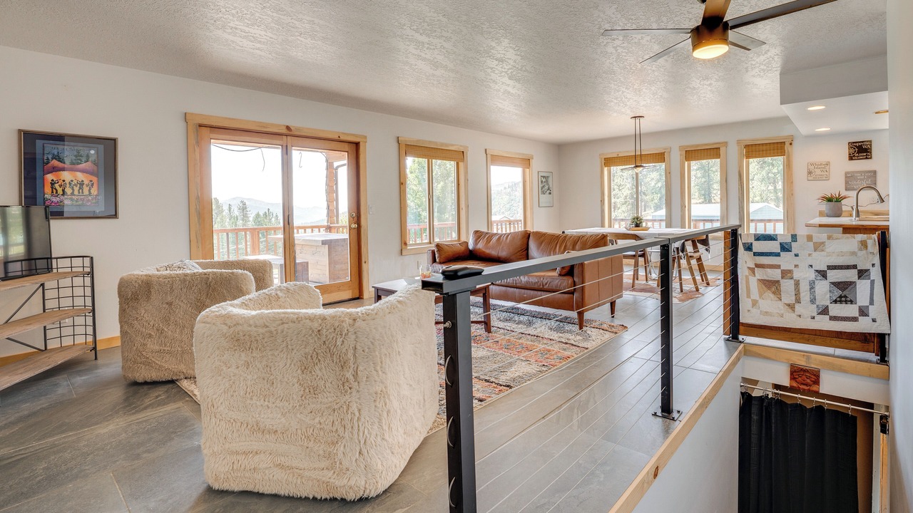 Photo of Livingroom in Republic