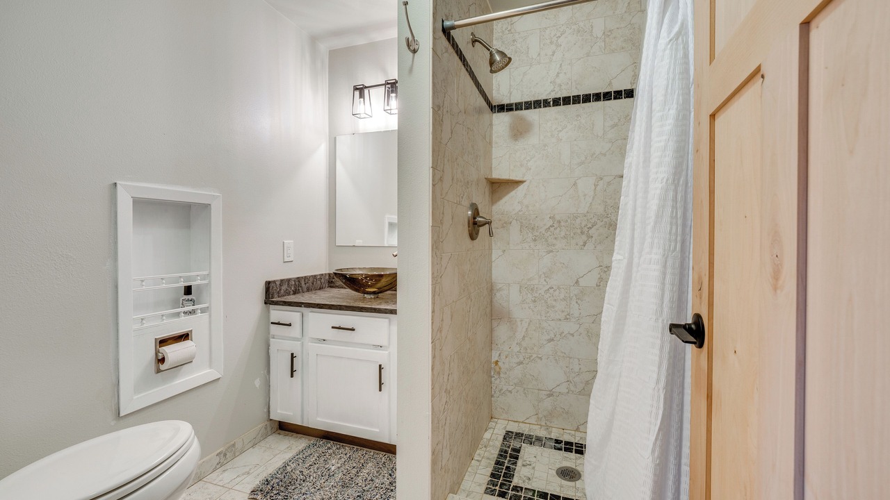 Photo of Bathroom in Republic