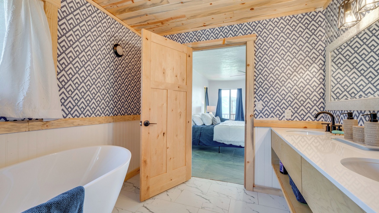 Photo of Bathroom in Republic