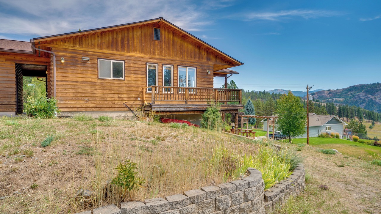 Photo of Outdoor in Republic