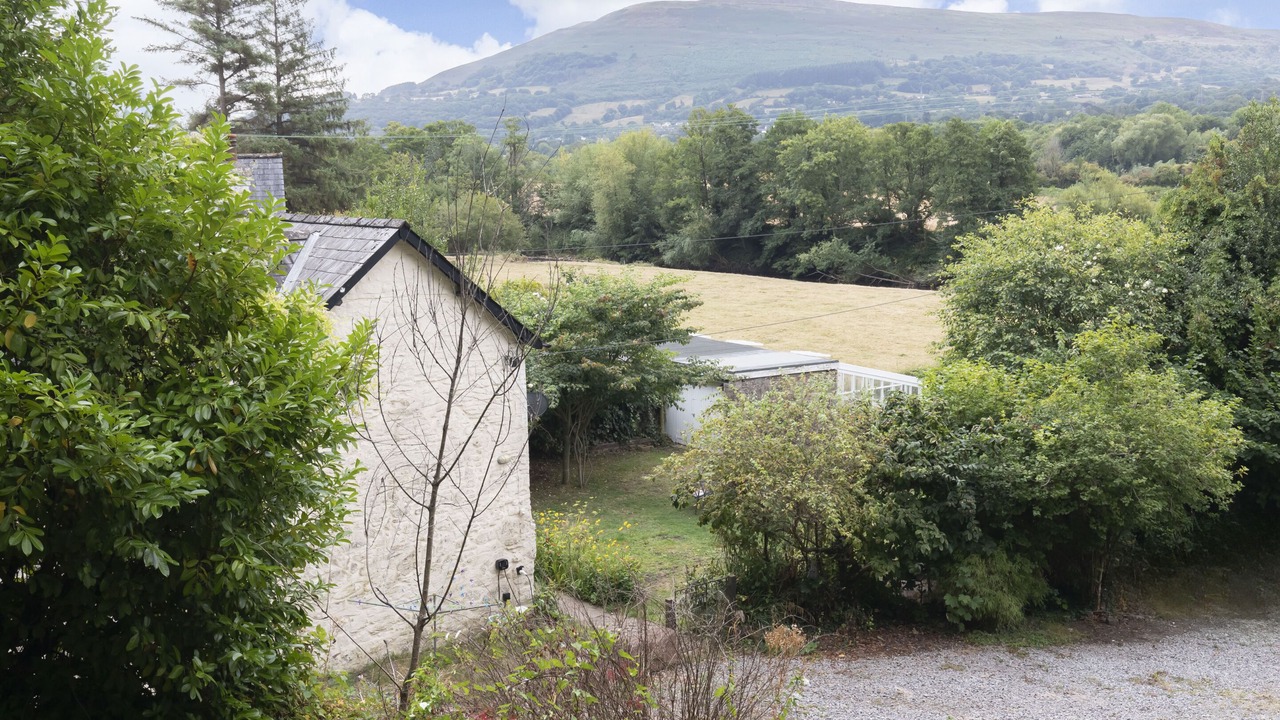 Photo of Others in Gilwern