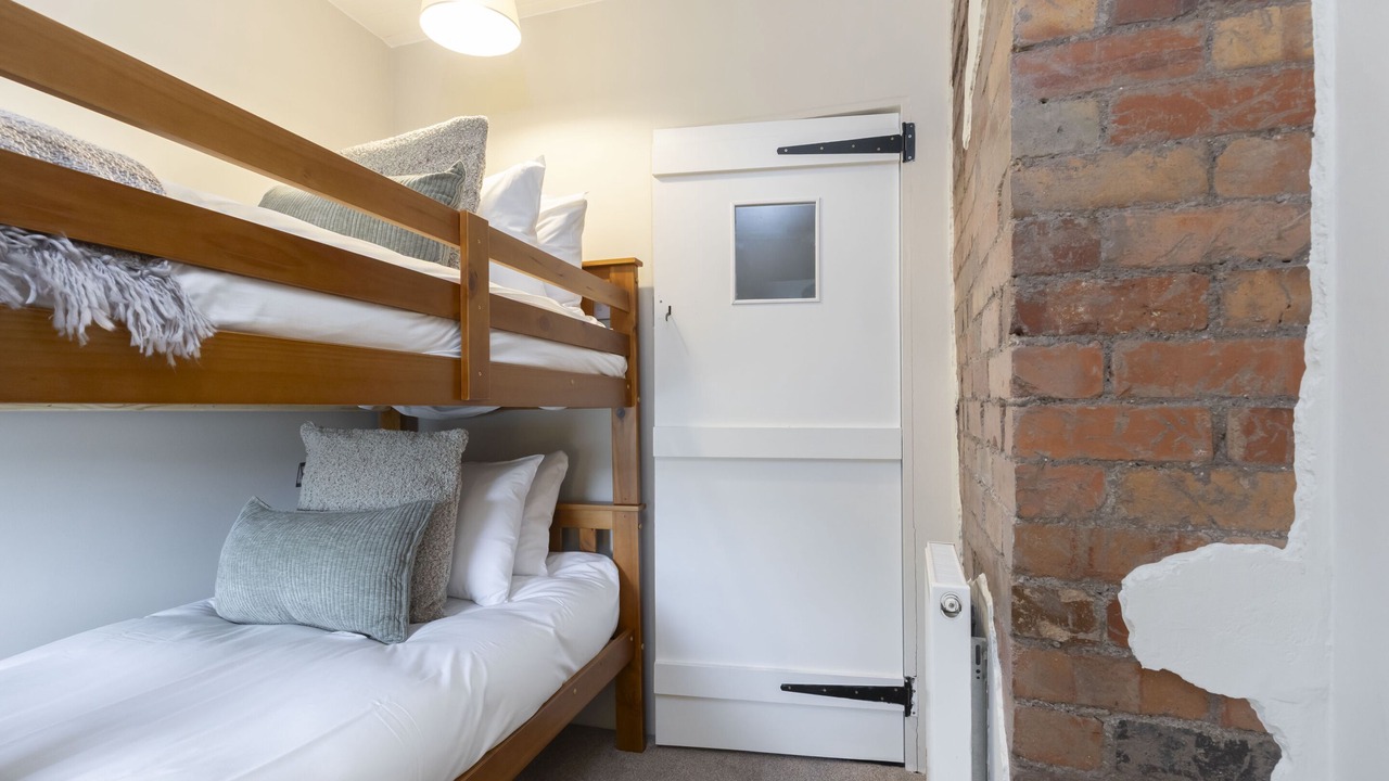 Photo of Others in Gilwern