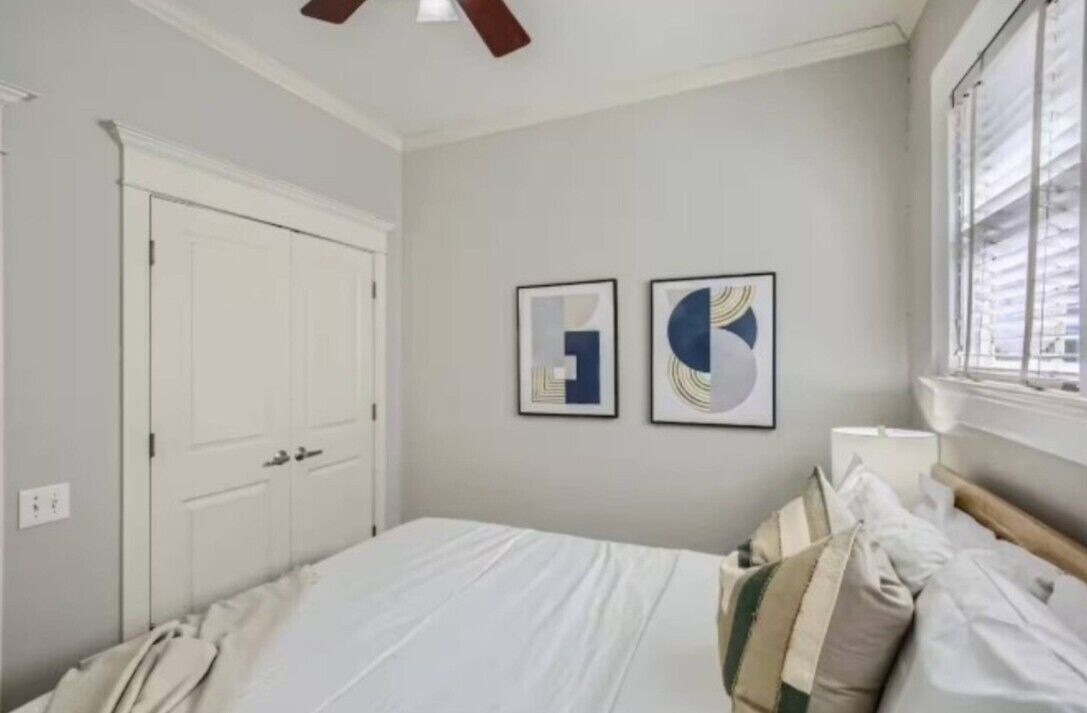 Photo of Bedroom in Oak Lawn