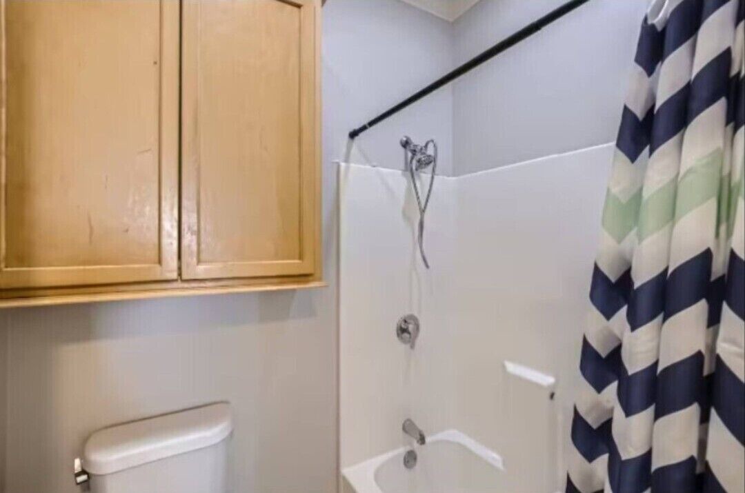 Photo of Bathroom in Oak Lawn