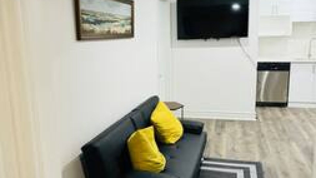 Photo of Livingroom in Mount Pleasant