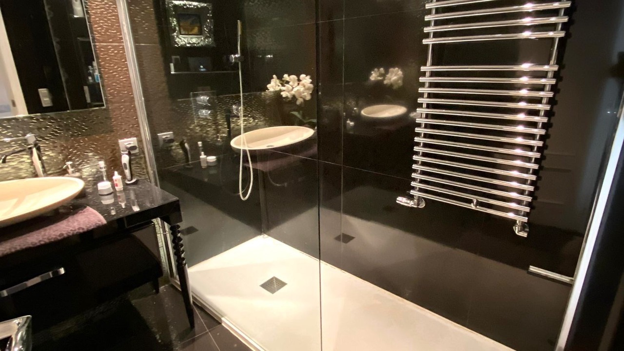 Photo of Bathroom in La Seu