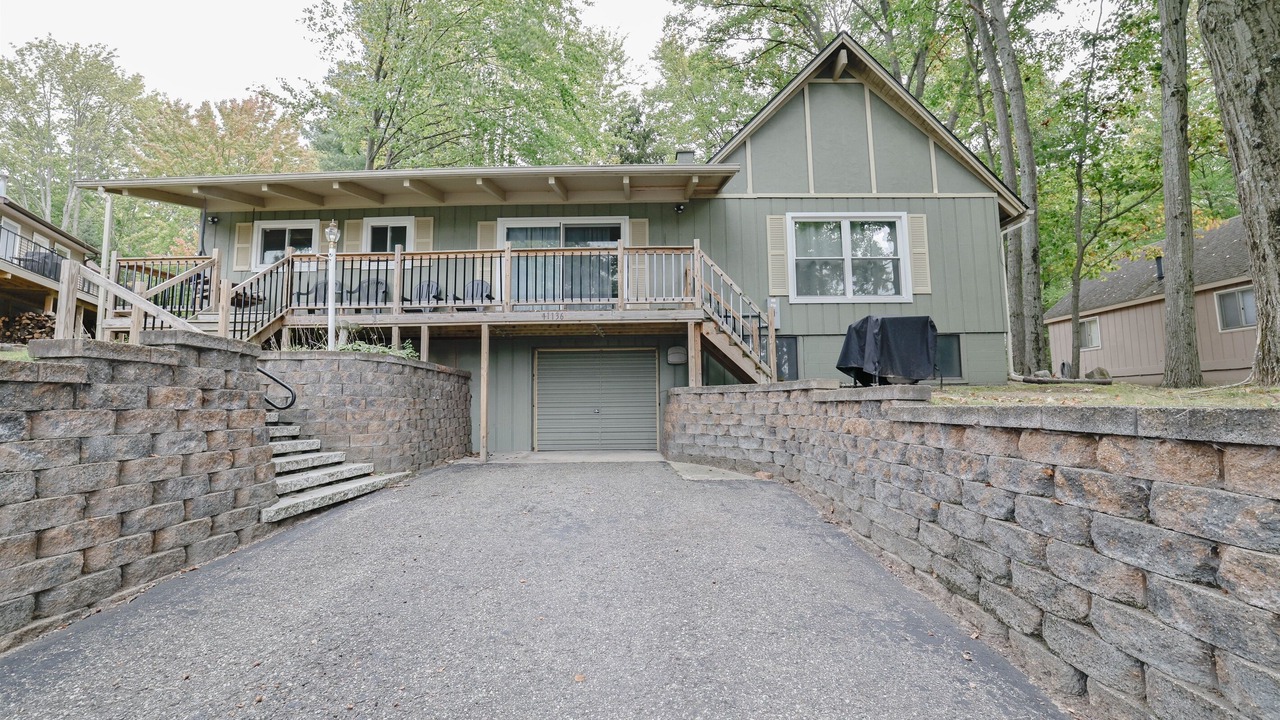 Photo of Outdoor in Canadian Lakes