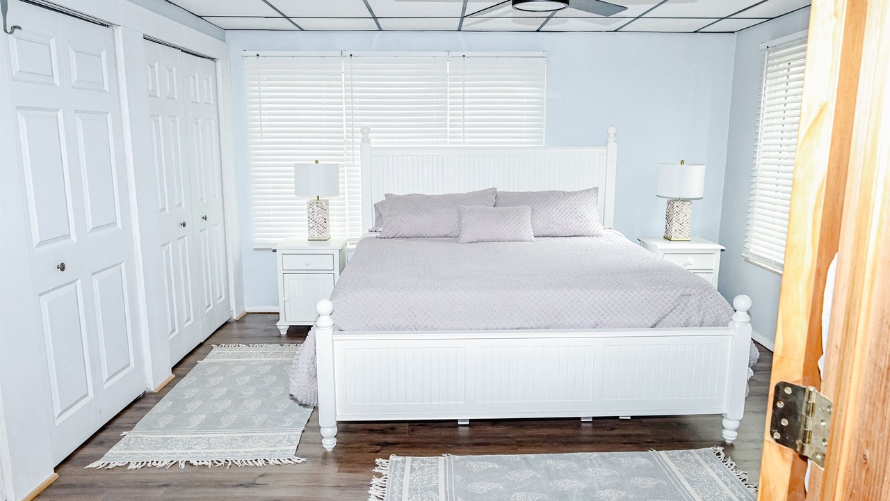 Photo of Bedroom in Canadian Lakes
