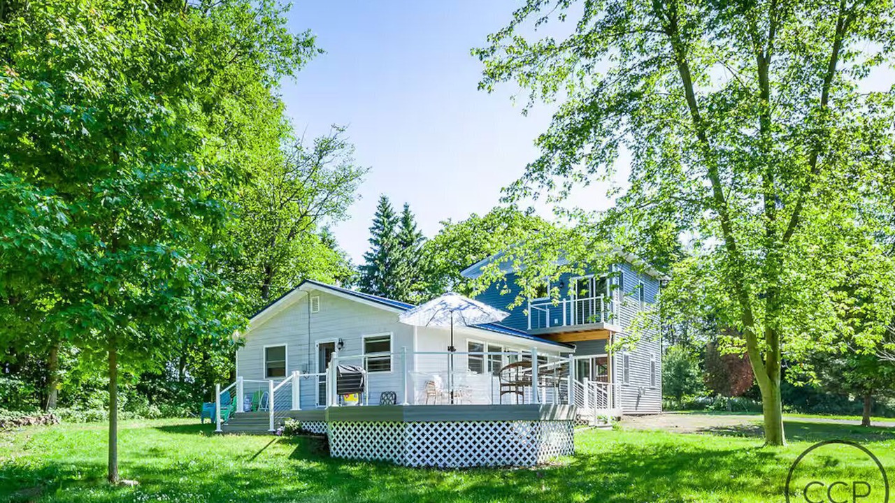 Photo of Outdoor in Montague