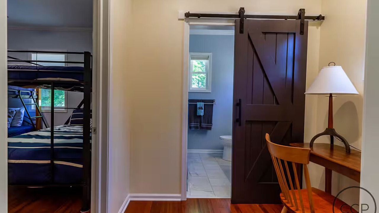 Photo of Bedroom in Montague