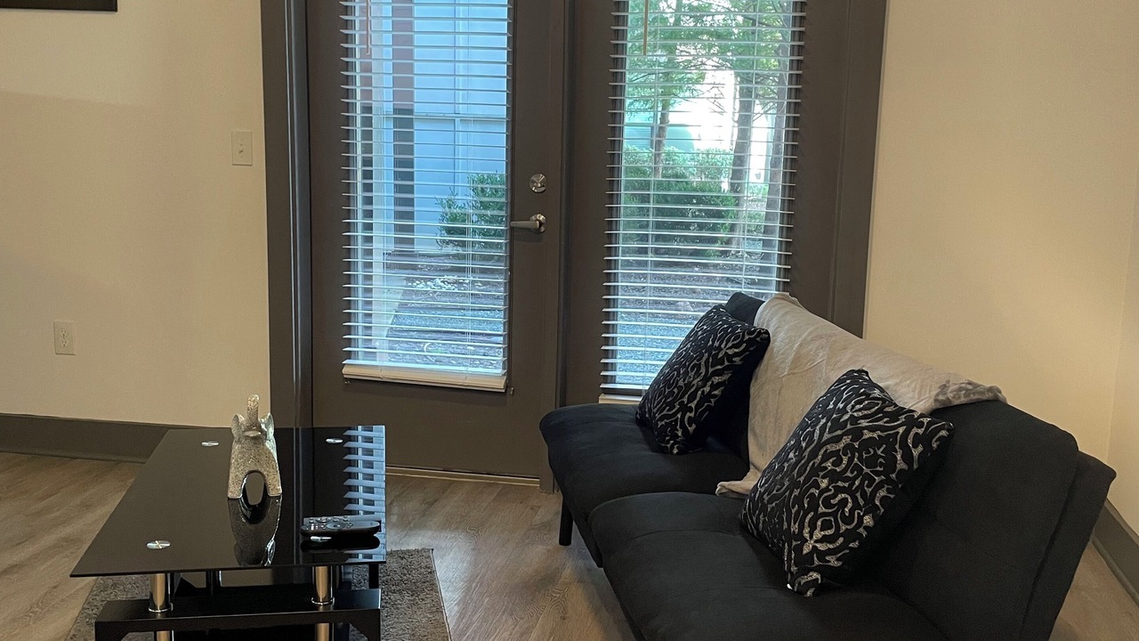 Photo of Livingroom in North Decatur
