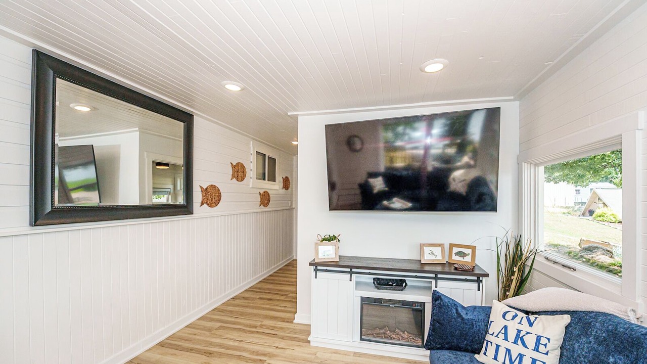 Photo of Livingroom in Mecosta