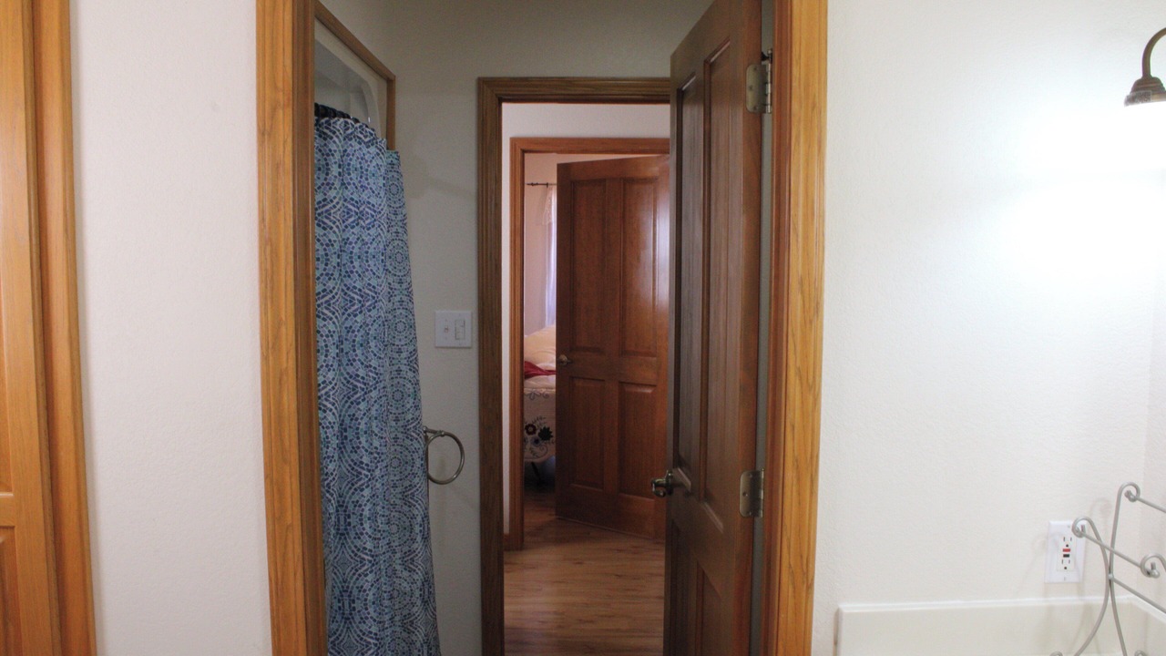 Photo of Bathroom in Florien