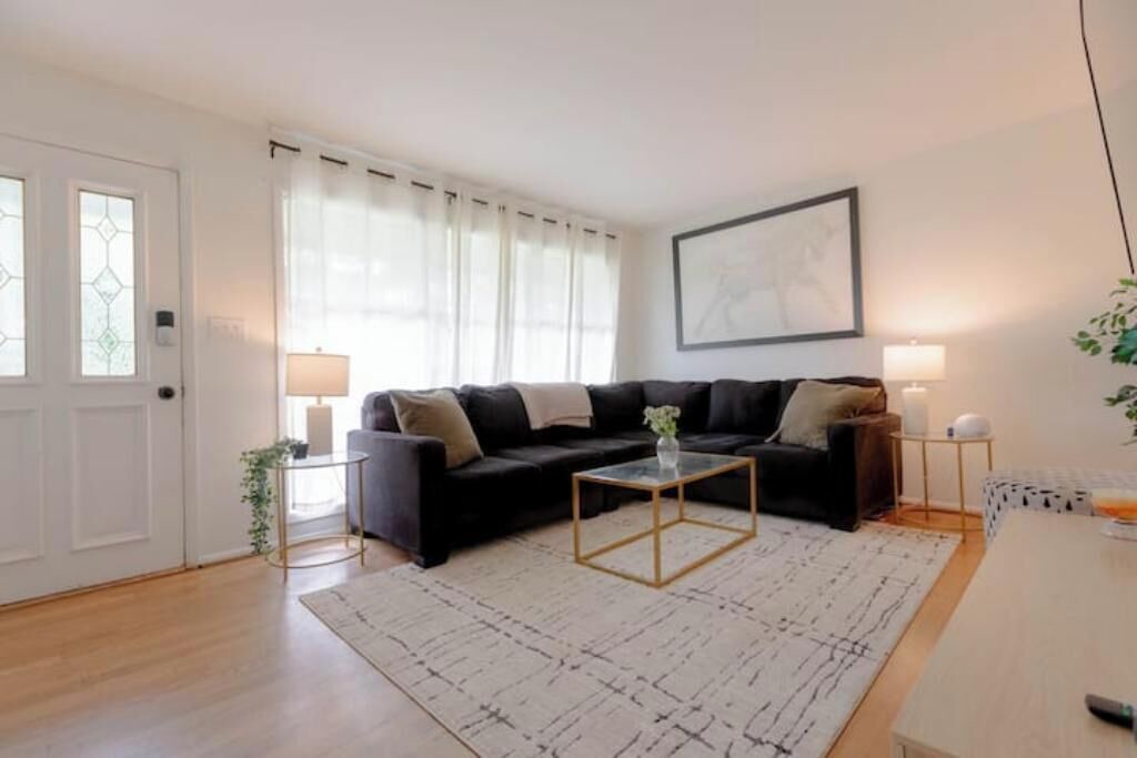 Photo of Livingroom in Norwood