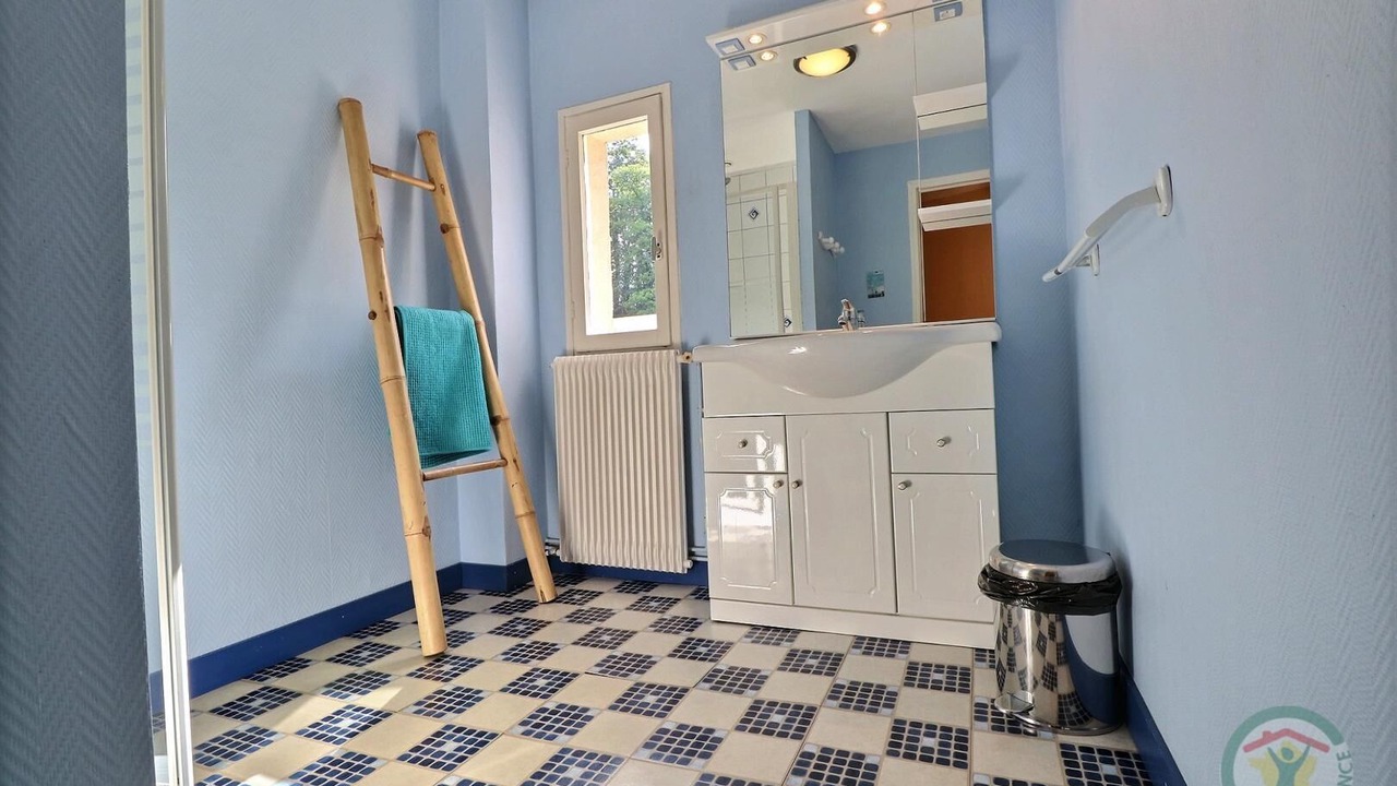 Photo of Bathroom in Landivy