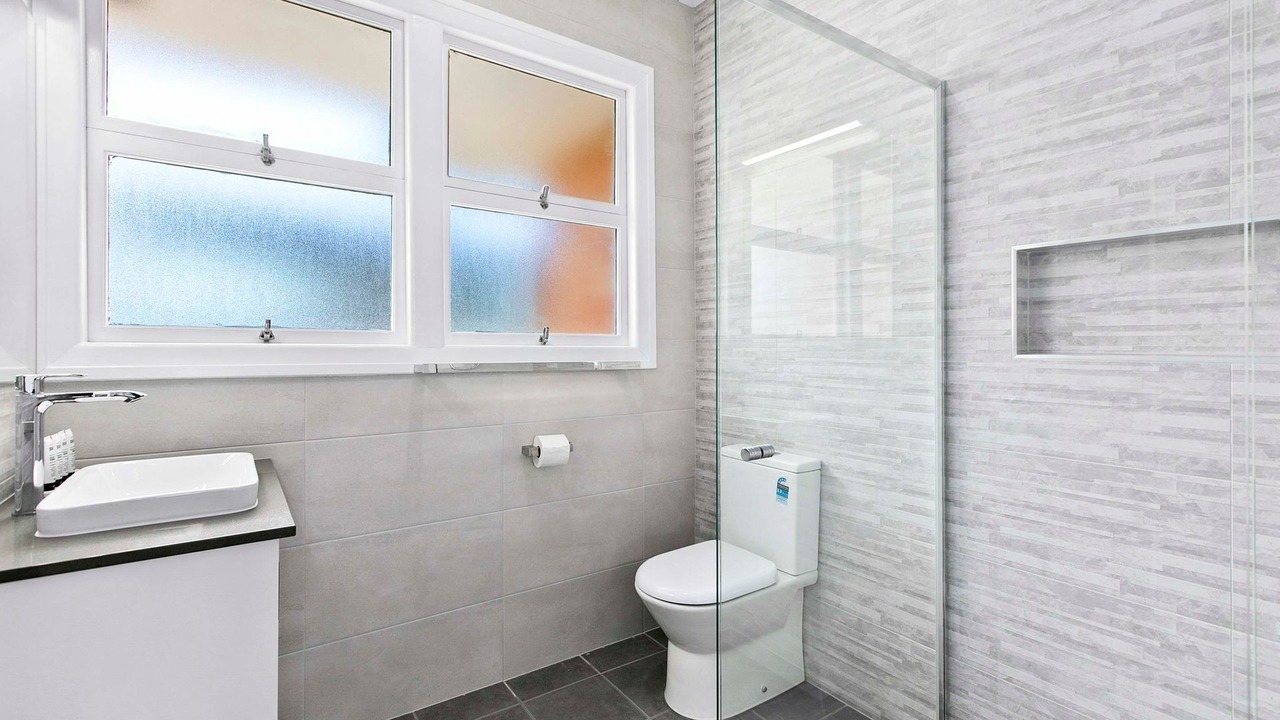 Photo of Bathroom in Point Vernon