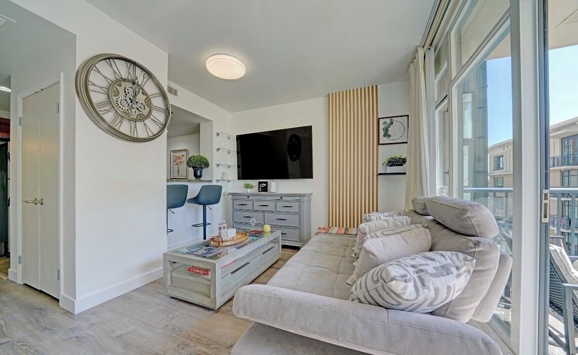 Photo of Livingroom in Marina District