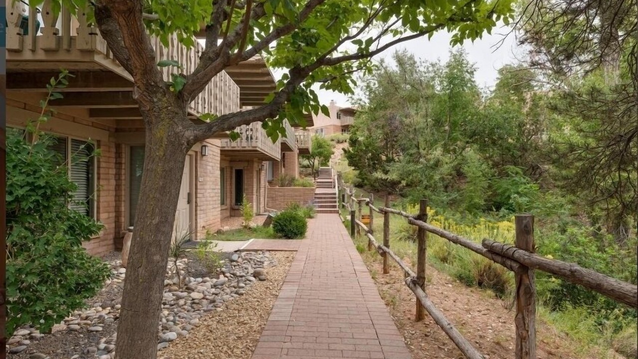 Photo of Others in Northeast Santa Fe