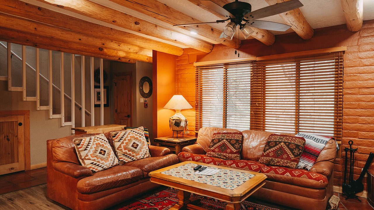 Photo of Livingroom in Northeast Santa Fe