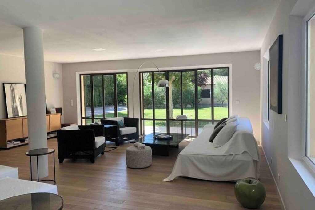 Photo of Livingroom in Bouc-Bel-Air