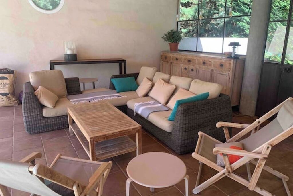 Photo of Livingroom in Bouc-Bel-Air