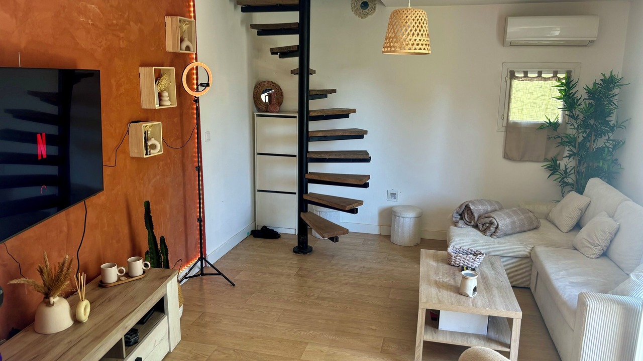 Photo of Livingroom in Sainte-Marthe