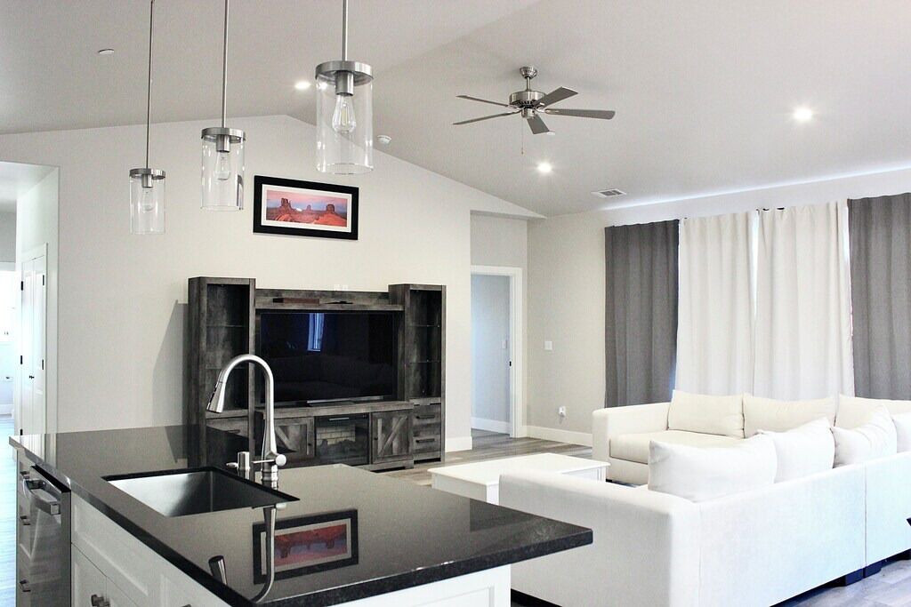 Photo of Livingroom in Rohnerville