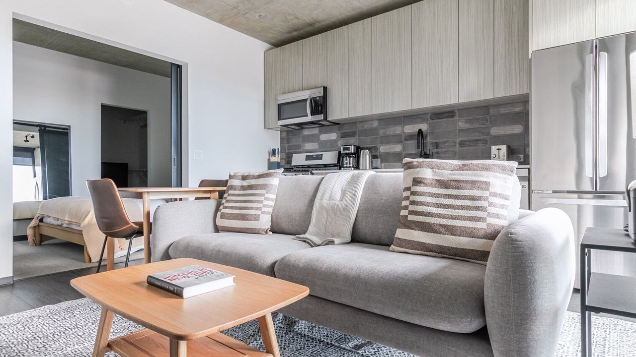 Photo of Livingroom in Near West Side