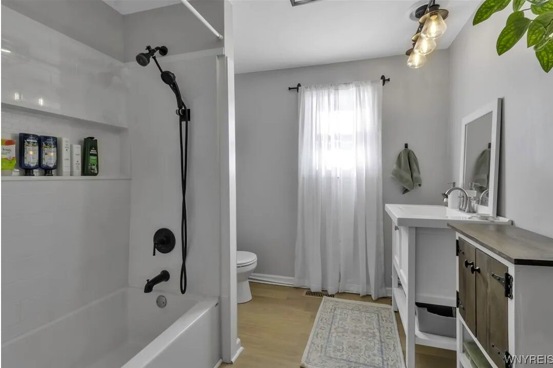 Photo of Bathroom in Castile