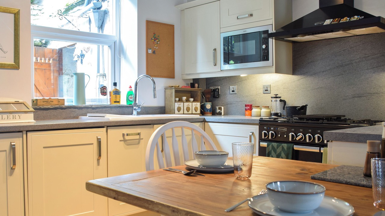 Photo of Others in Padfield