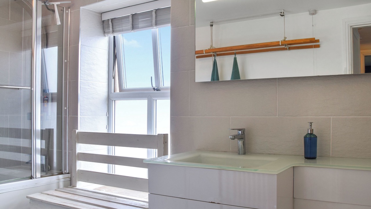 Photo of Bathroom in Padfield