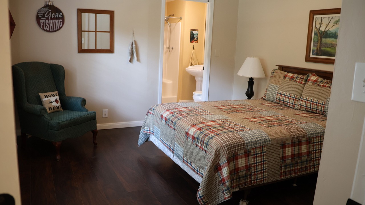 Photo of Bedroom in Crowder