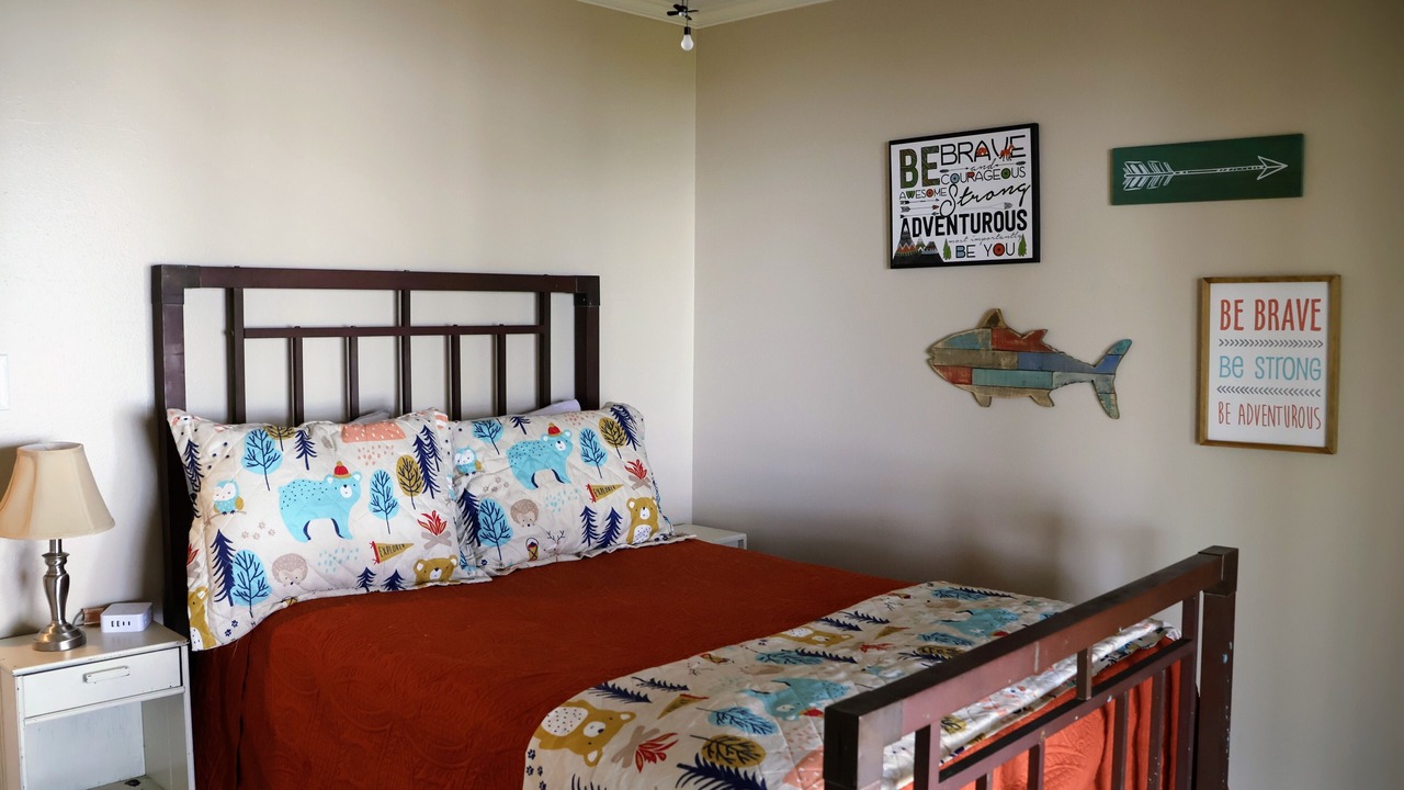 Photo of Bedroom in Crowder