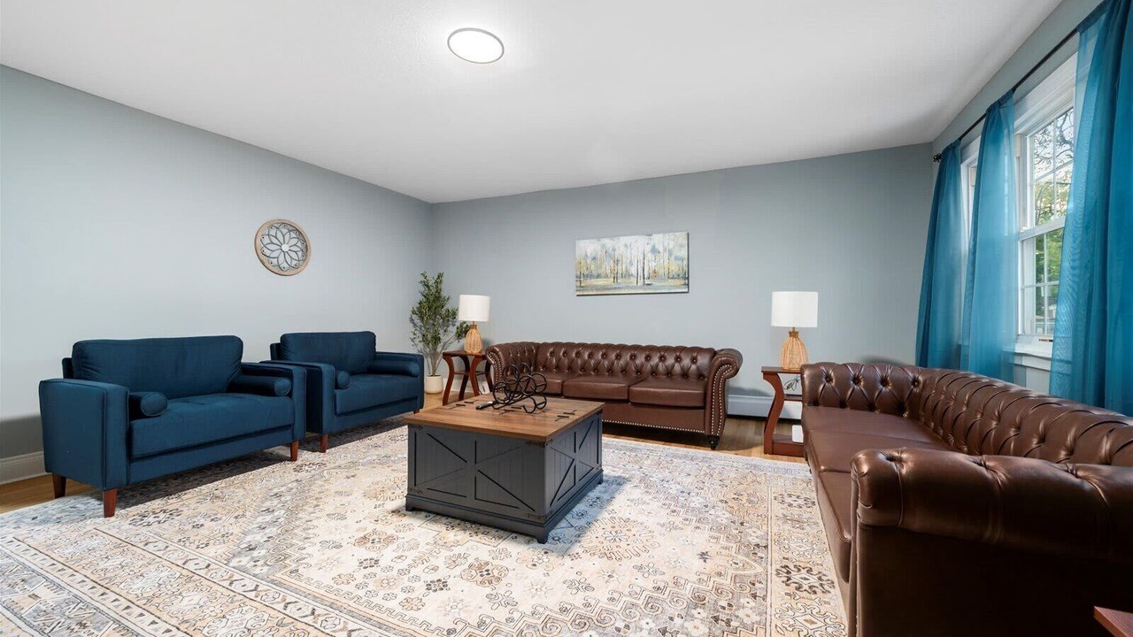 Photo of Livingroom in Southeast Yonkers