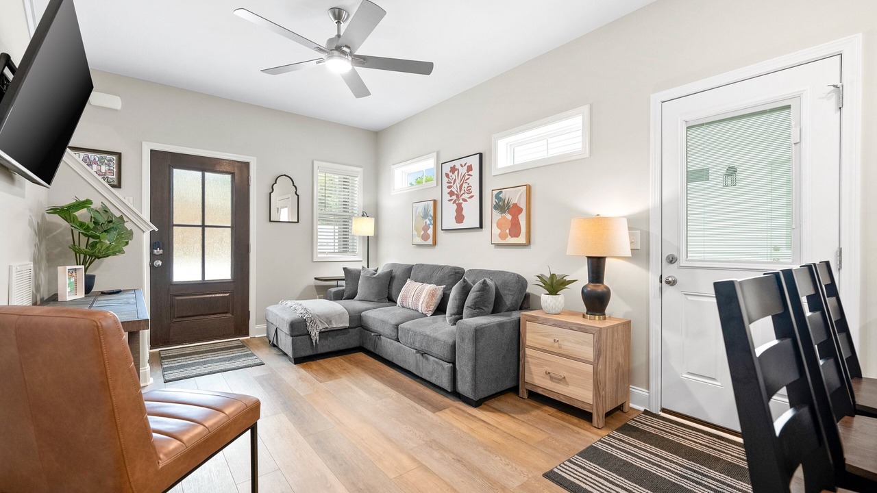 Photo of Livingroom in Clarksville
