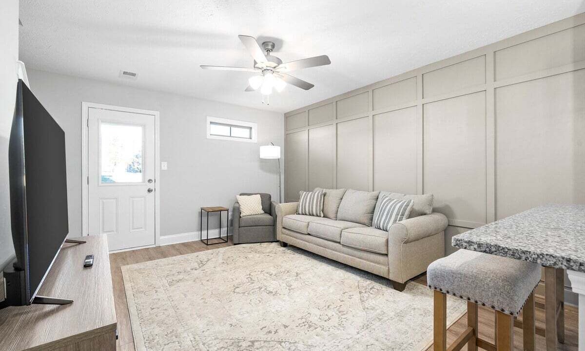 Photo of Livingroom in Clarksville