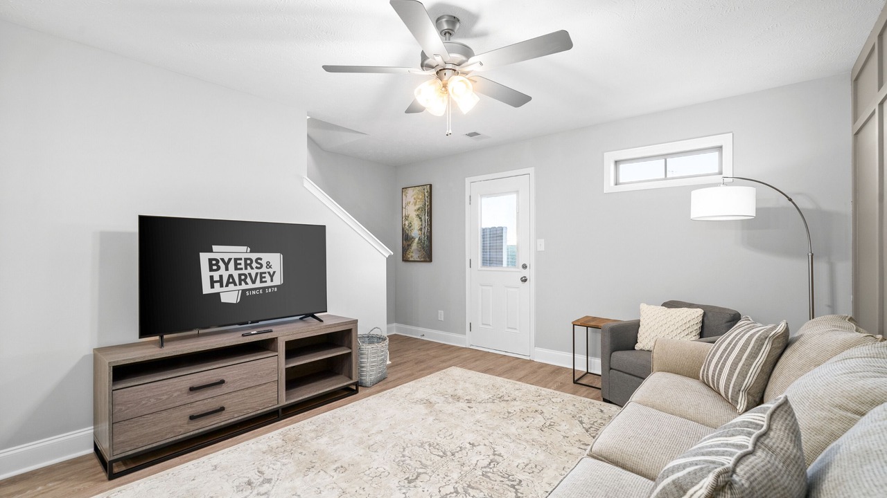 Photo of Livingroom in Clarksville