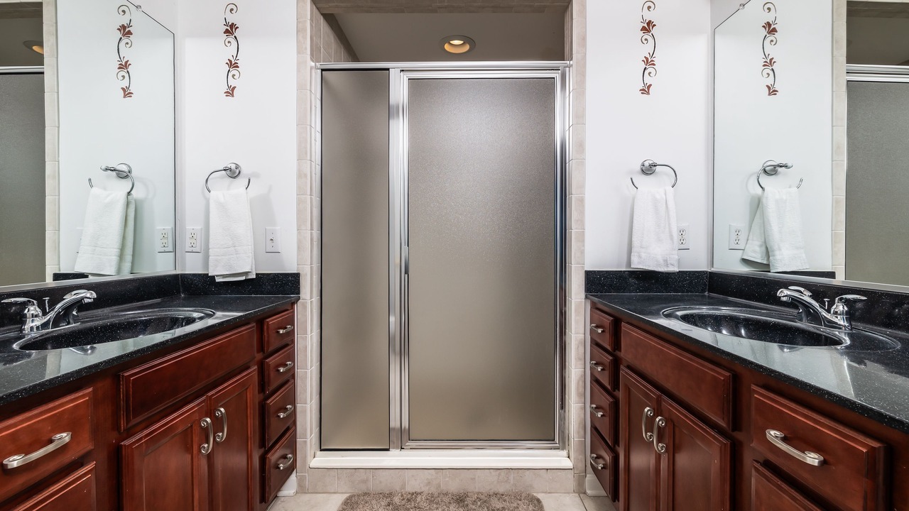 Photo of Bathroom in Sun Ridge