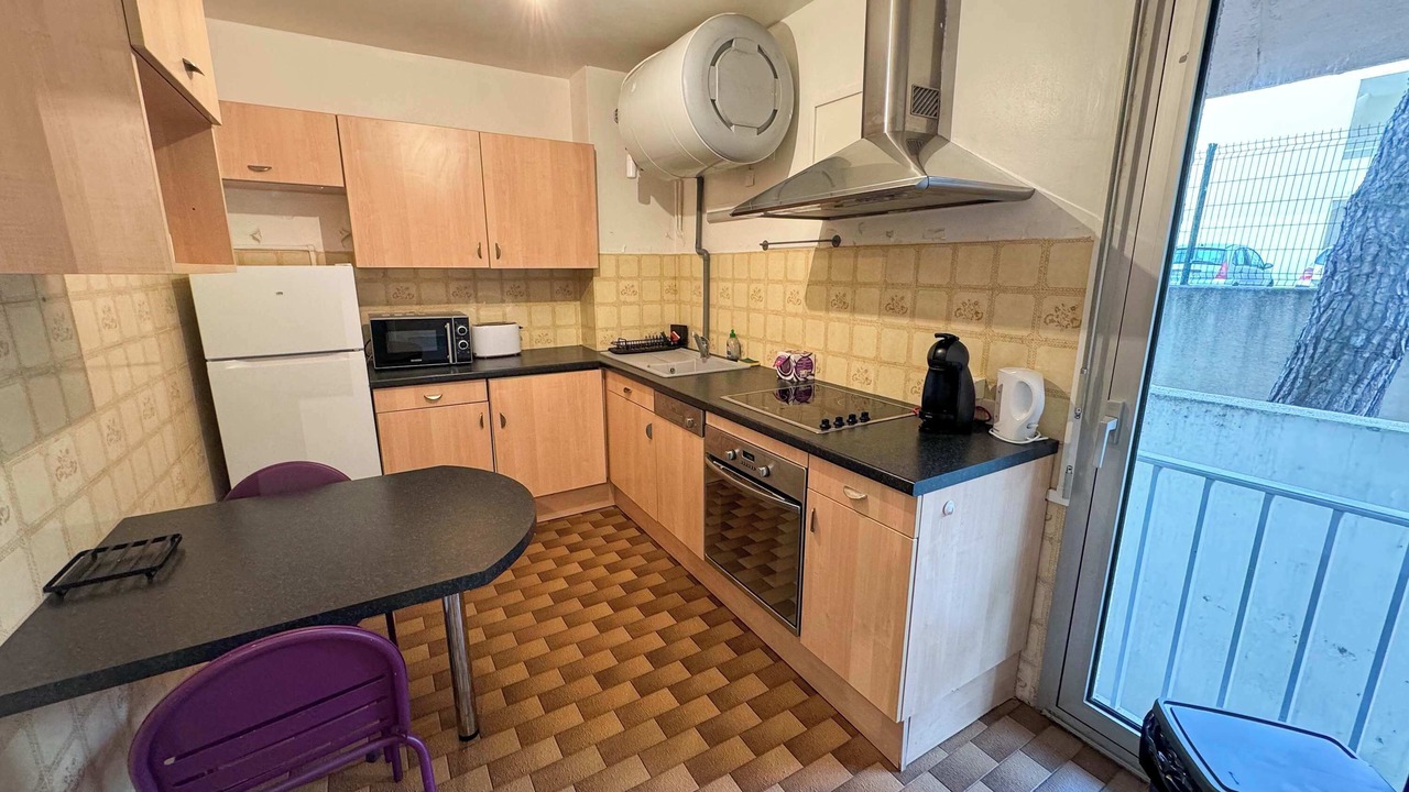 Photo of Kitchen in Hopitaux-Facultes