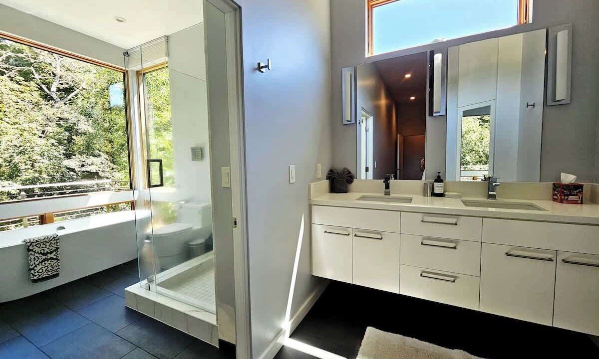 Photo of Bathroom in Felton